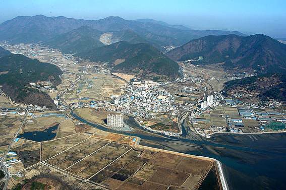 Archaeological Site in Jindong-ri, Changwon photo