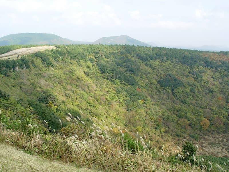 제주 산굼부리 분화구 사진