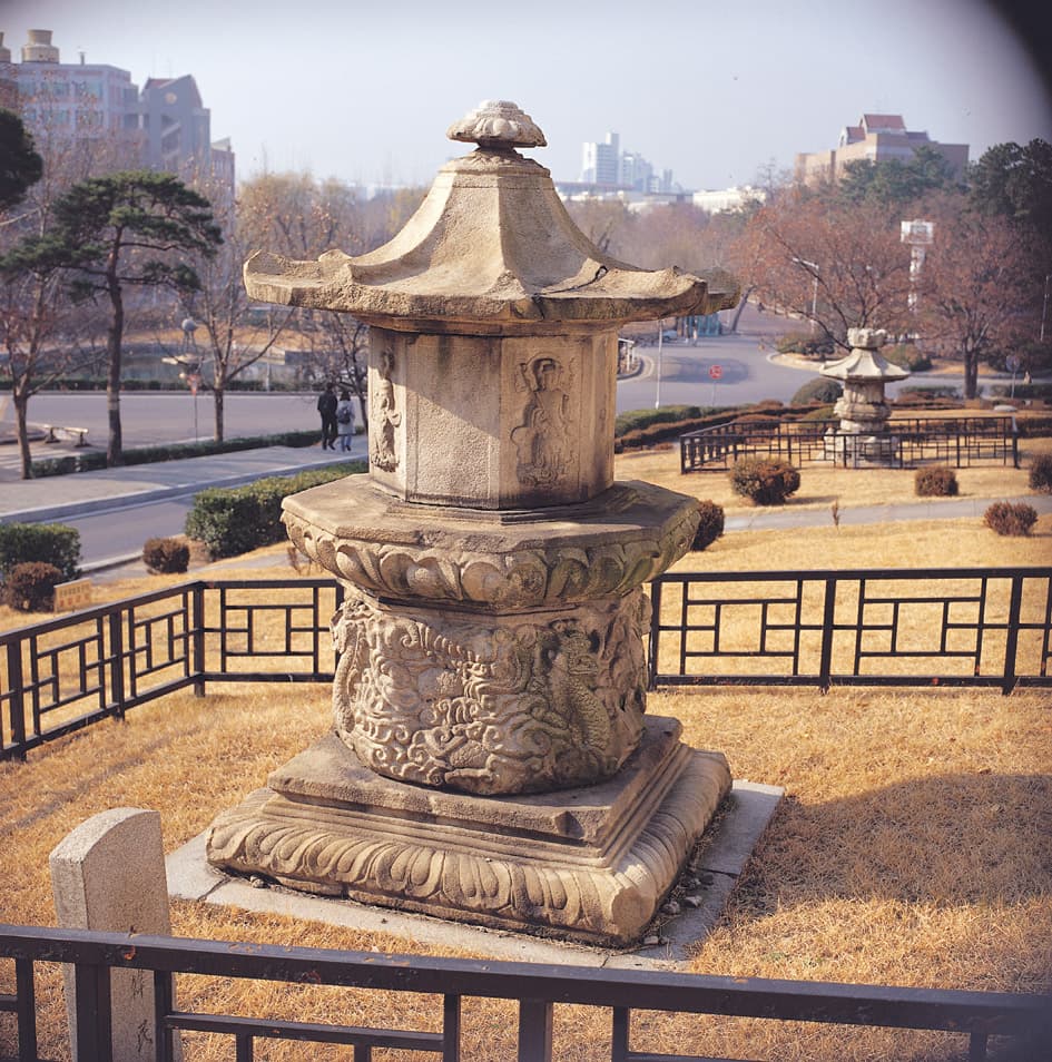 대구 산격동 연화 운룡장식 승탑 사진