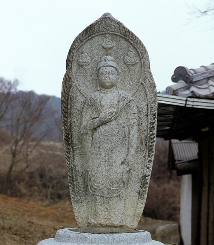 안성 봉업사지 석조여래입상 사진