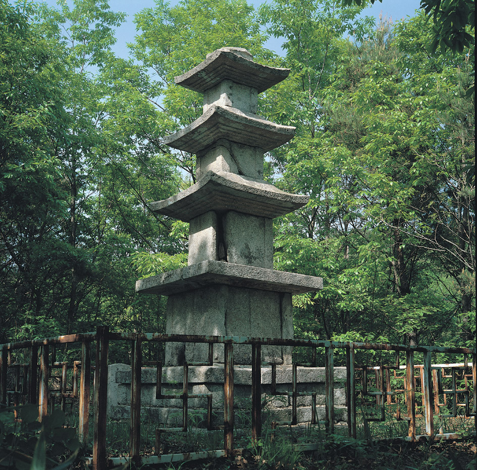 김제 금산사 심원암 삼층석탑 사진