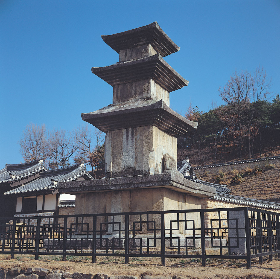 상주 화달리 삼층석탑 사진