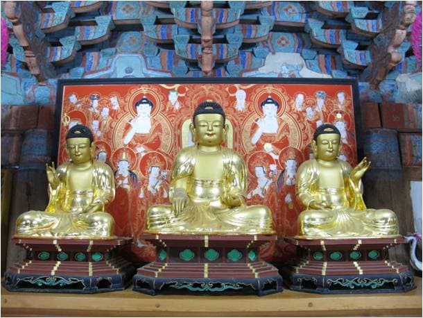 고창 문수사 목조석가여래삼불좌상 사진